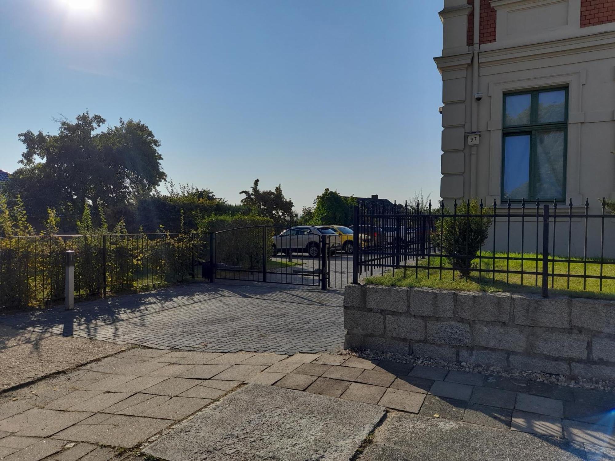 Burghof Ferienwohnungen Goerlitz Esterno foto